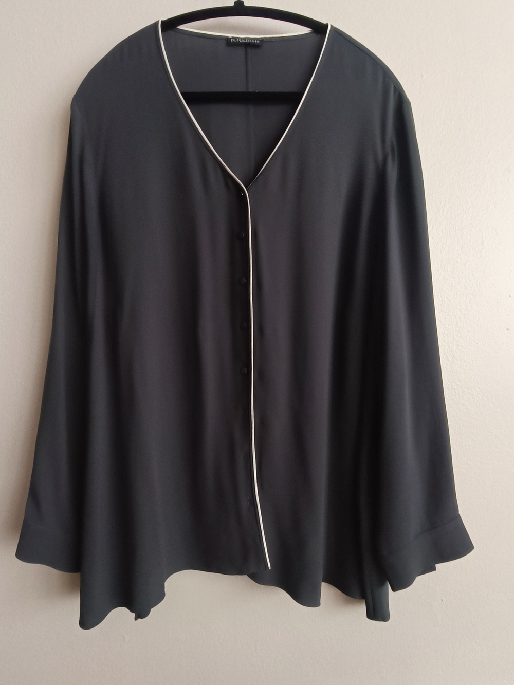 Eileen Fisher Charcoal Grey Fluid Silk Piped V-Neck Button Down Blouse XL